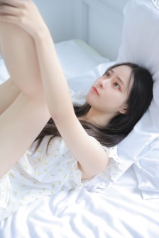 美丽的丽莎1980意大利语翻译